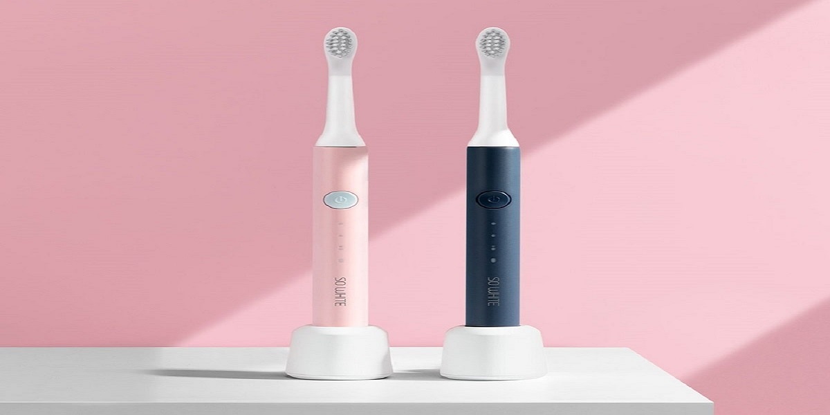 Cách Vệ Sinh Bàn Chải Đánh Răng Điện Đúng Cách