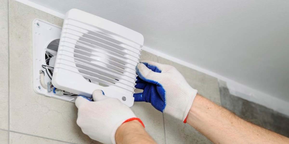 Cách vệ sinh quạt thông gió đúng cách